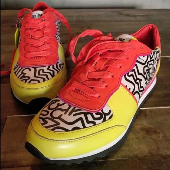 COACH x KEITH HARING Limited Edition Sneakers - Picture 2 of 6
